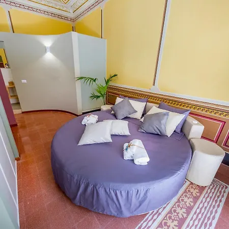 Pepito Palace Bed & Breakfast 4*