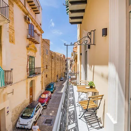 Pepito Palace Panzió Cefalù