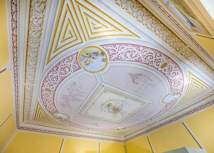 Nocleg ze śniadaniem Pepito Palace 4*