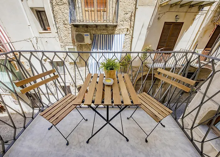 Pepito Palace Bed & Breakfast